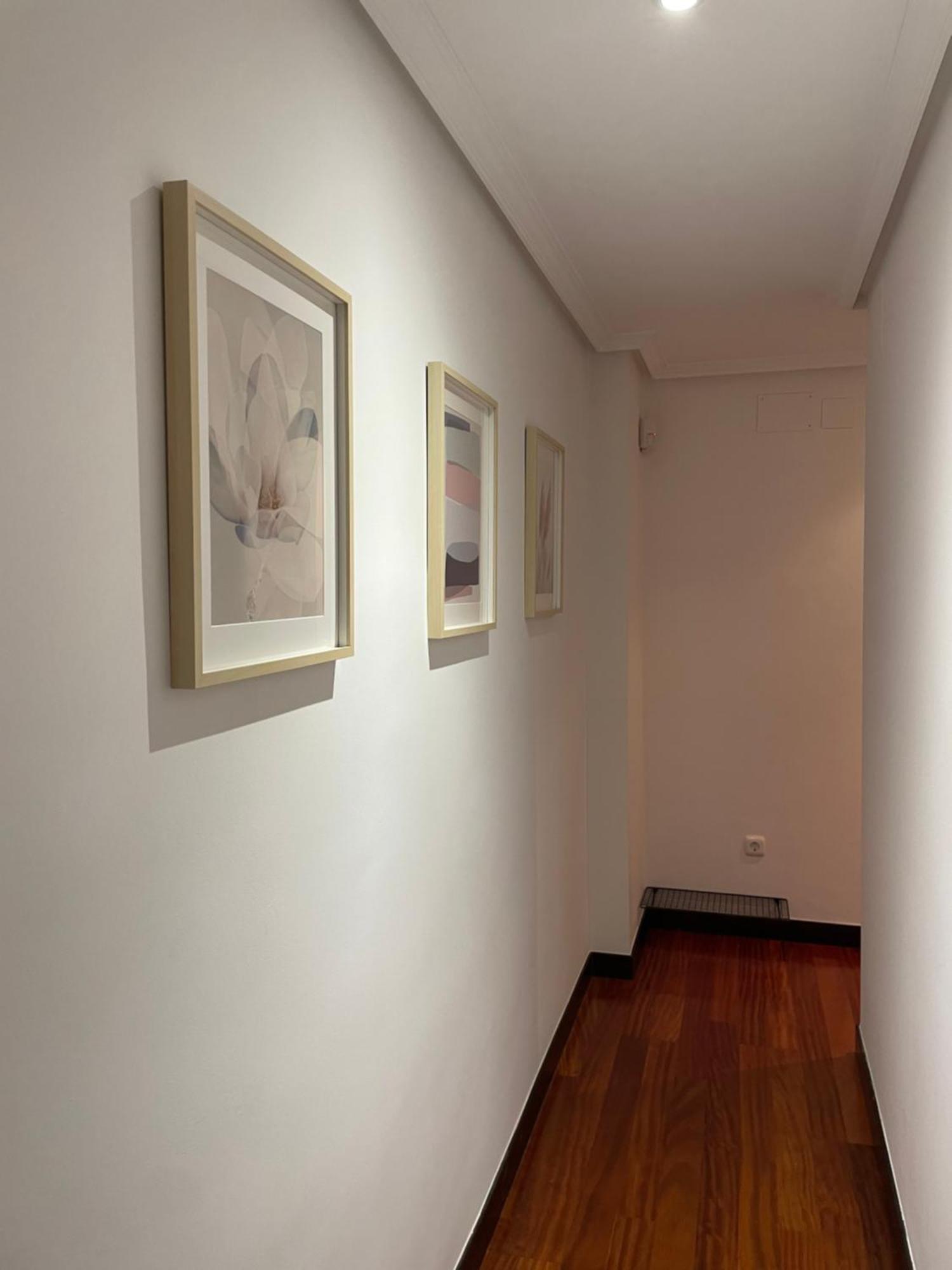 Atuaire Home Vivienda B Luminosa Parking Incluido En Plena Calle Comercial Burgo 외부 사진