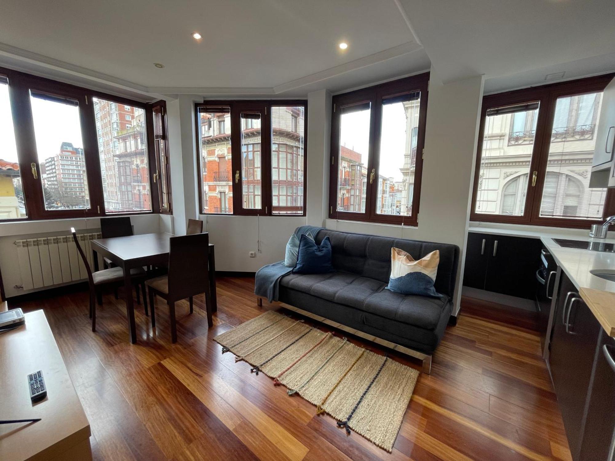 Atuaire Home Vivienda B Luminosa Parking Incluido En Plena Calle Comercial Burgo 외부 사진